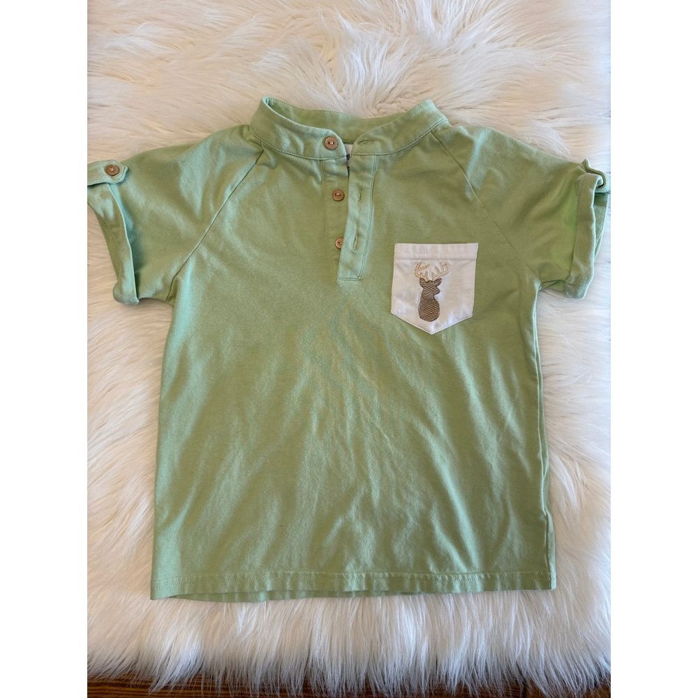 Deer applique pocket green‎ top size 5/6